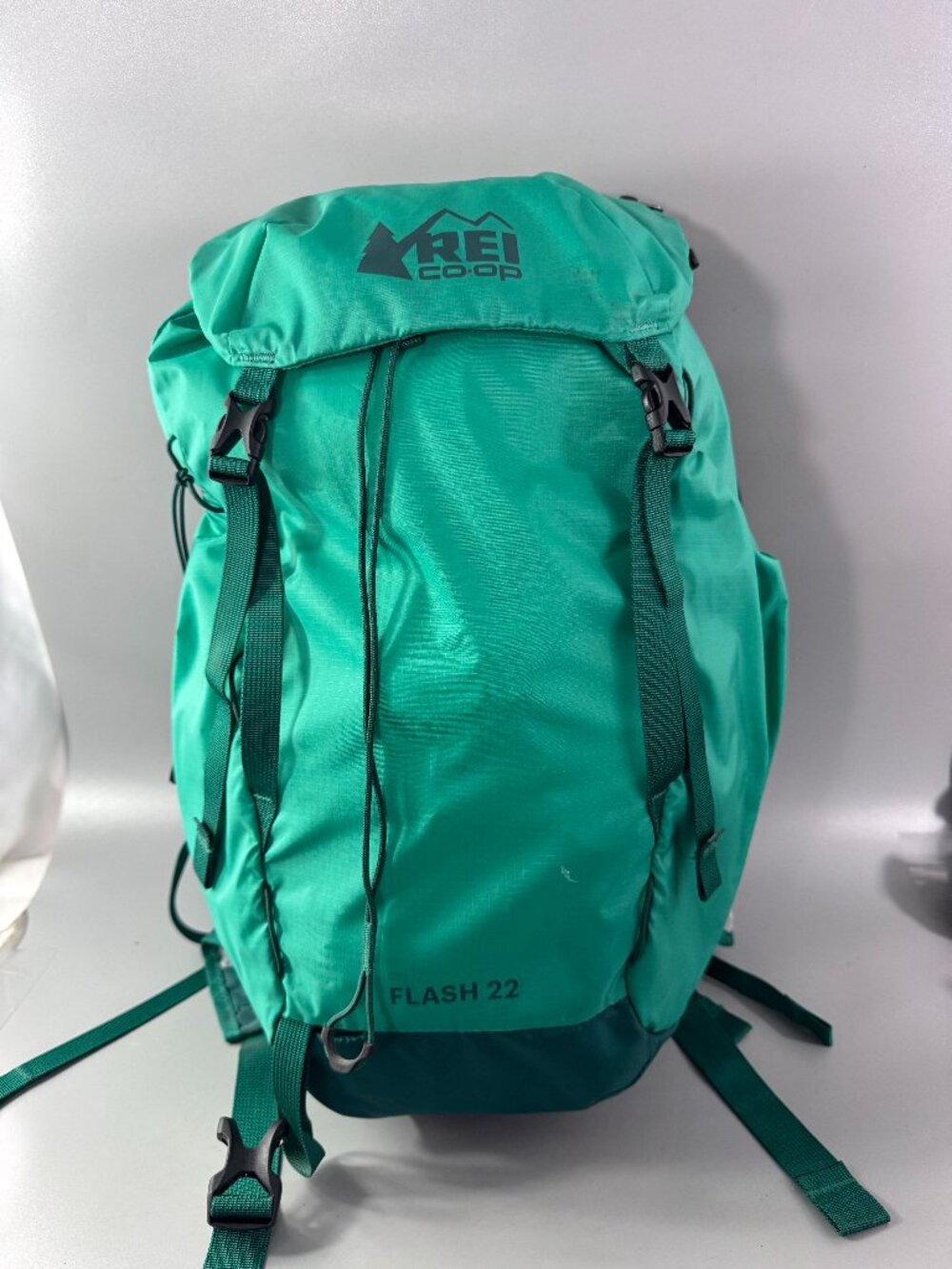 REI Co-Op Flash 22 Hiking Backpack Tile Lightweight Day Pack